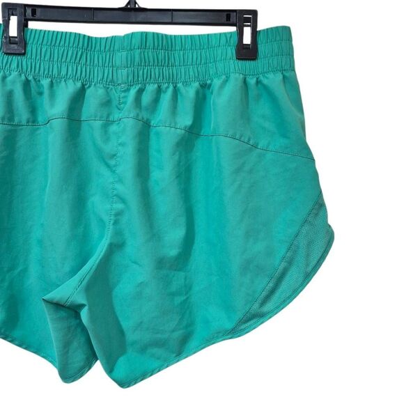 Athletic Works Women's Mint Green Poly/Spandex Athletic Shorts - Picture 2 of 8